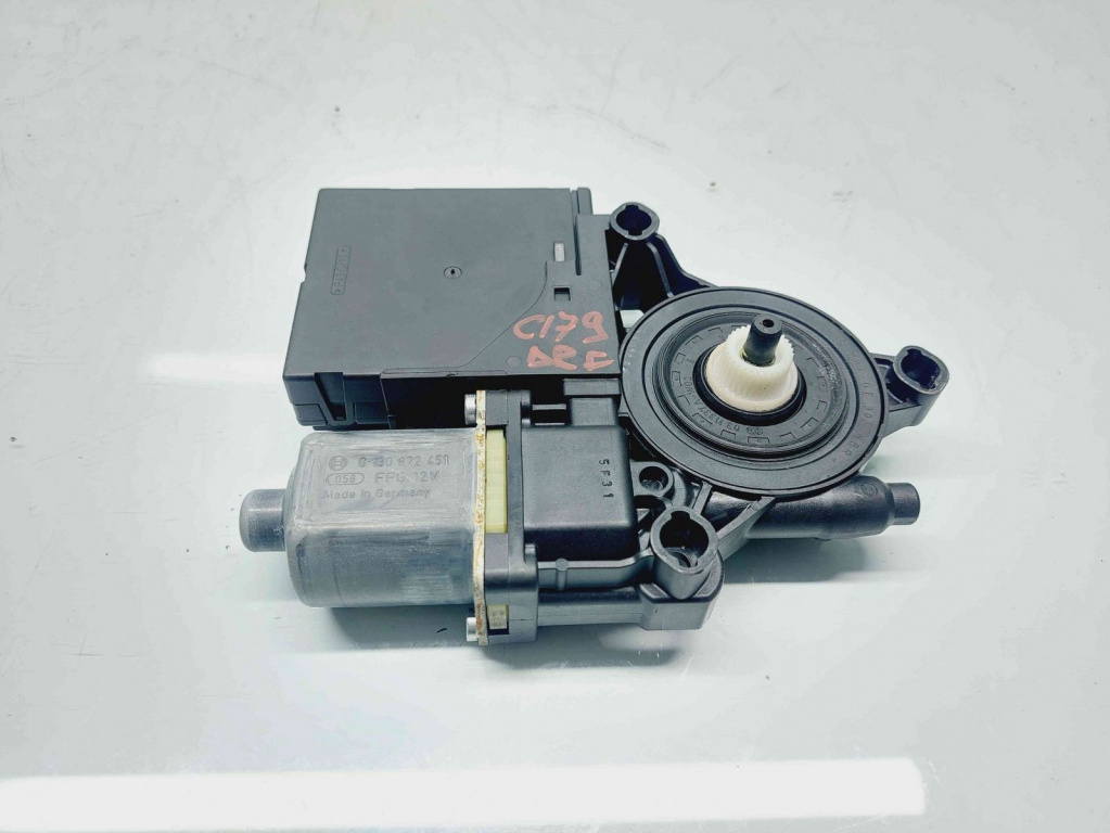 Motoras geam dreapta fata Volkswagen Passat B7 (362) [Fabr 2010-2014] 3AA959701A / 3C0959792C
