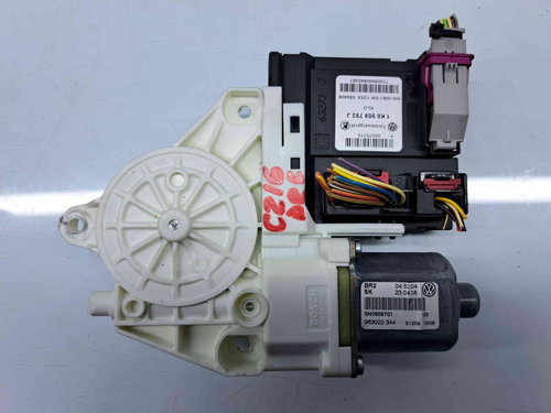 Motoras geam dreapta fata Volkswagen Tiguan (5N) [Fabr 2007-2016] 5N0959701 1K0959793J