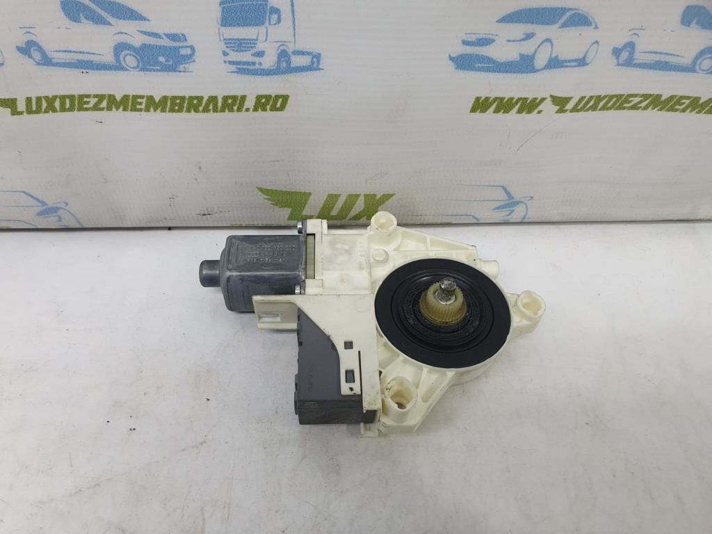 Motoras geam dreapta spate 0130822200 Peugeot 407 [2004 - 2010]