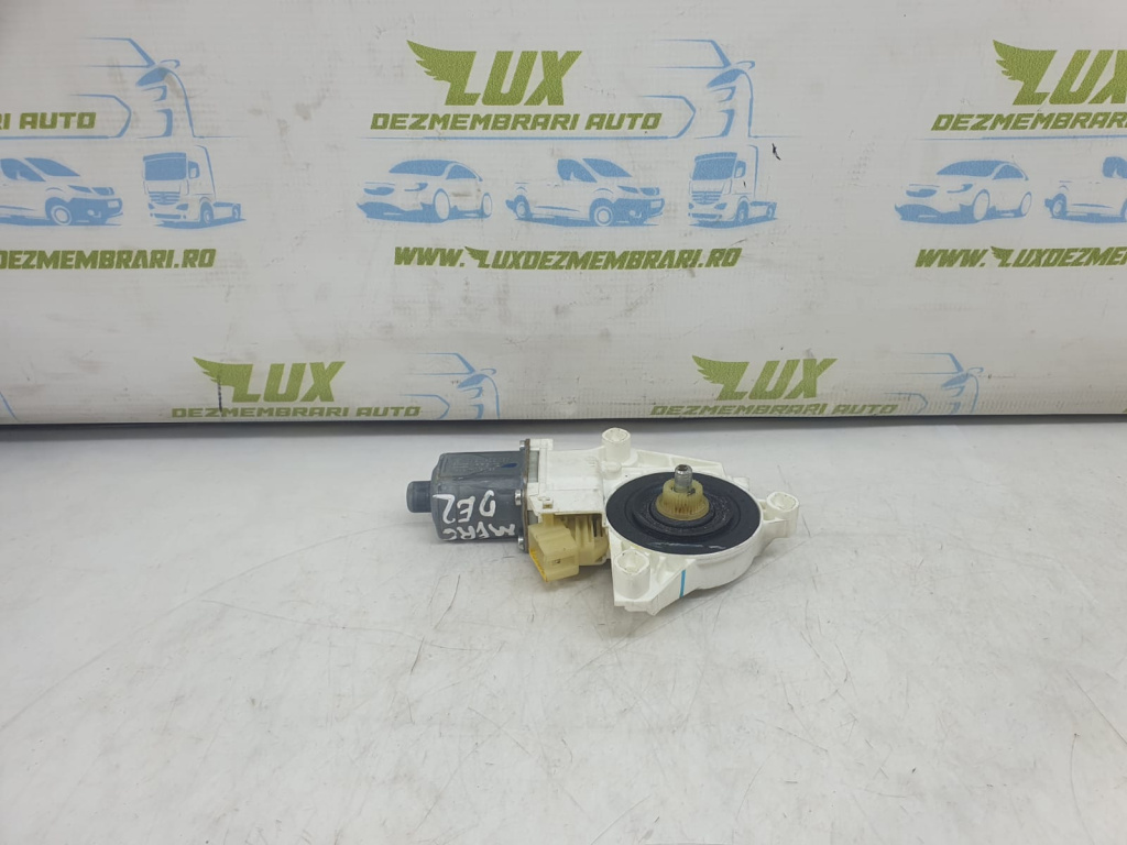 Motoras geam dreapta spate 0130822280 Mercedes-Benz R-Class W251 [2005 - 2010]