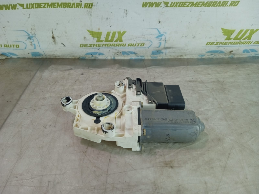 Motoras geam dreapta spate 1C0959812A Skoda Superb [2001 - 2006]