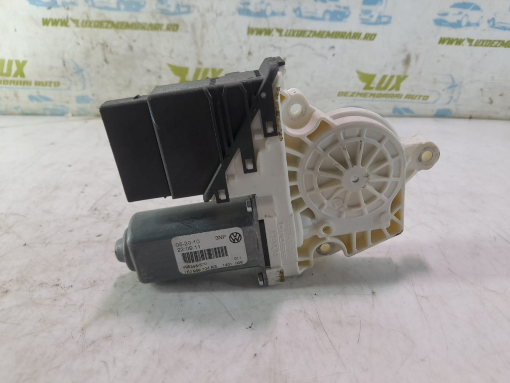 Motoras geam dreapta spate 1k0959704ag Volkswagen VW Golf 6 [2008 - 2015] 1.6 tdi CAYC