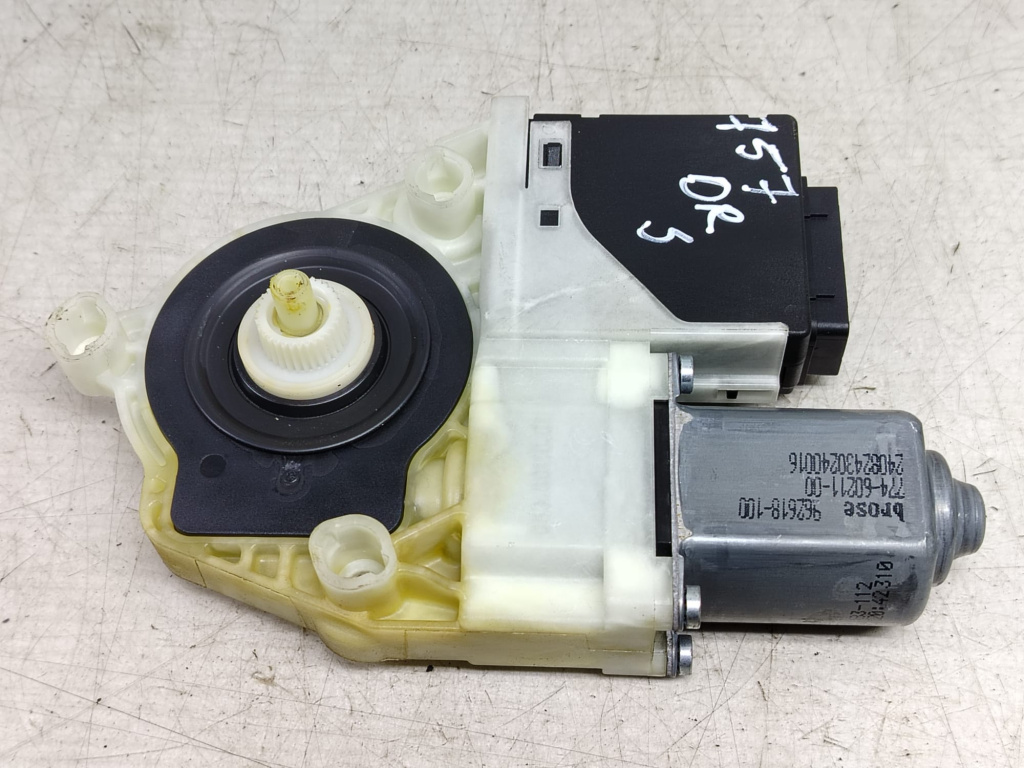 Motoras geam dreapta spate 3aa959704a Volkswagen VW Passat B7 [2010 - 2015] 2.0 tdi CFFB