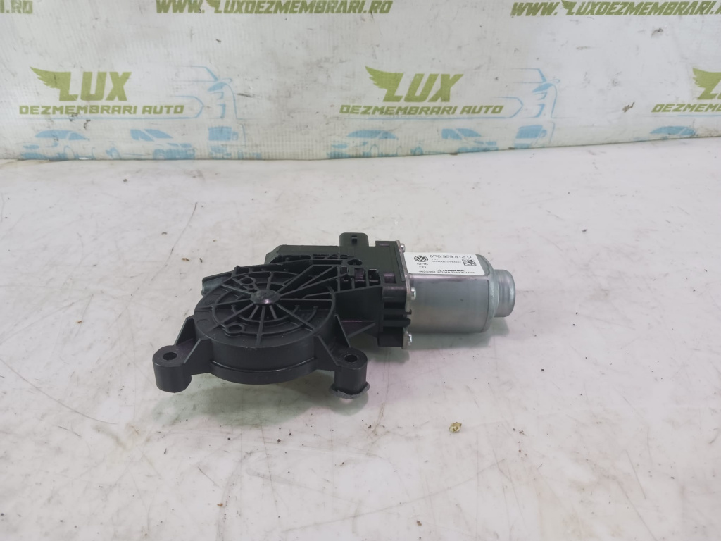 Motoras geam dreapta spate 6R0959812D Seat Ibiza 4 6J [2008 - 2012] 1.2 tdi CFW