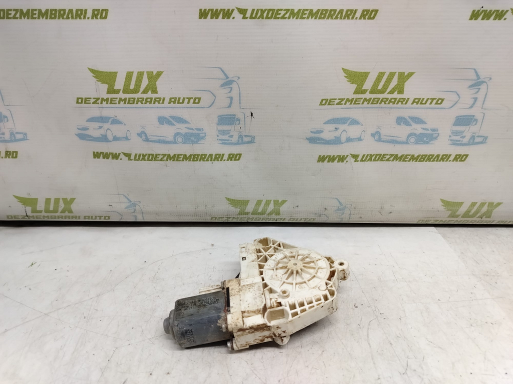 Motoras geam dreapta spate 8k0959812a Audi A4 B8/8K [2007 - 2011]
