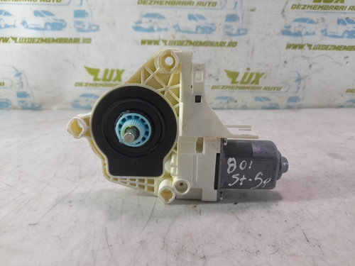 Motoras geam dreapta spate 8k0959812a Porsche Cayenne 958 [2010 - 2014] 3.0 d CRCA