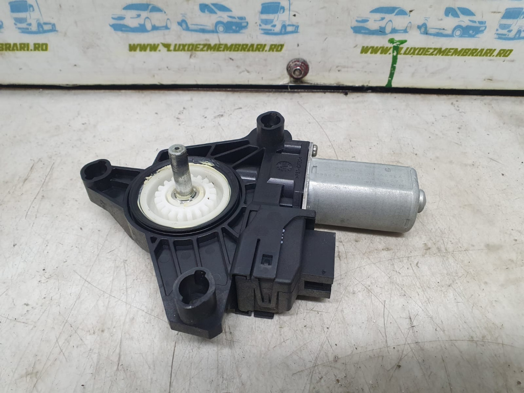 Motoras geam dreapta spate 968741-100 Mercedes-Benz B-Class W246 [2011 - 2015]