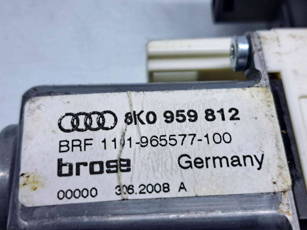 Motoras geam dreapta spate Audi A4 (8K5, B8) Avant [Fabr 2008-2015] 8K0959812