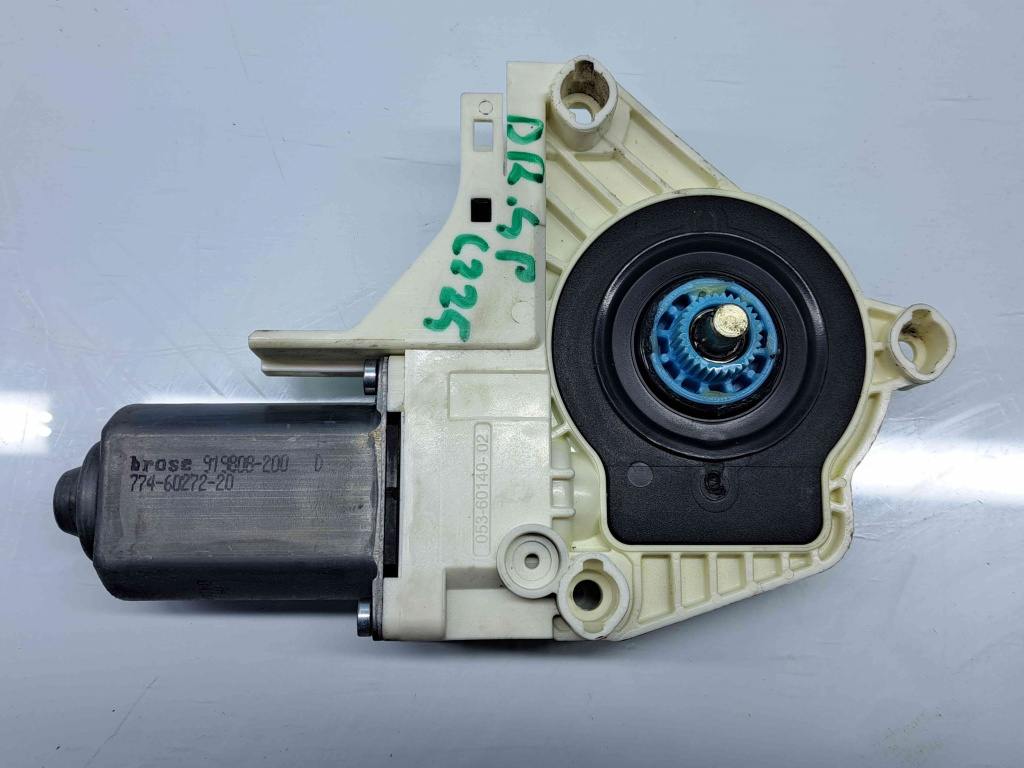 Motoras geam dreapta spate Audi A7 Sportback (4GA) [Fabr 2011-2017] 8K0959801B