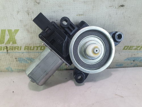 Motoras geam dreapta spate bhn95858x Mazda 3 BM [2013 - 2016] 2.0 benzina