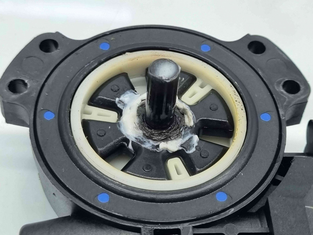 Motoras geam dreapta spate Hyundai Santa Fe 2 (CM) [Fabr 2005-2012] OEM