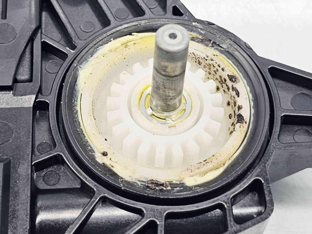 Motoras geam dreapta spate Mercedes Clasa A (W176) [Fabr 2012-2018] OEM