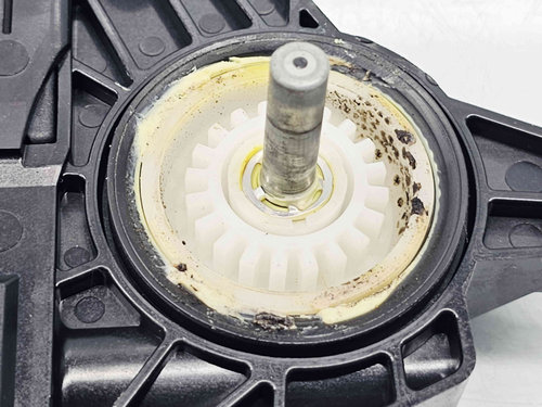 Motoras geam dreapta spate Mercedes Clasa A (W176) [Fabr 2012-2018] OEM