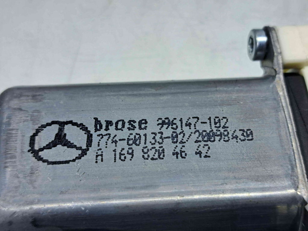 Motoras geam dreapta spate Mercedes Clasa B (W245) [Fabr 2005-2011] A1698204642
