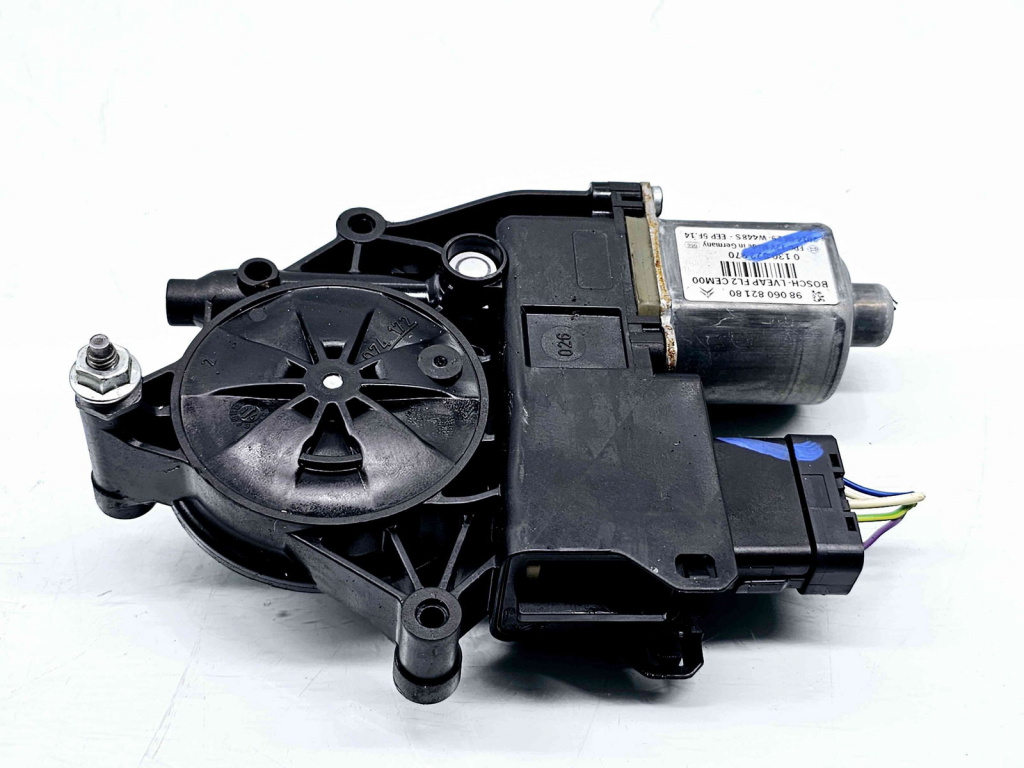 Motoras geam dreapta spate Peugeot 2008 [Fabr 2013-prezent] 9806082180