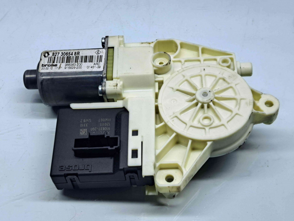 Motoras geam dreapta spate Renault Megane 3 Combi [Fabr 2008-2015] 827306548R / 0130822331