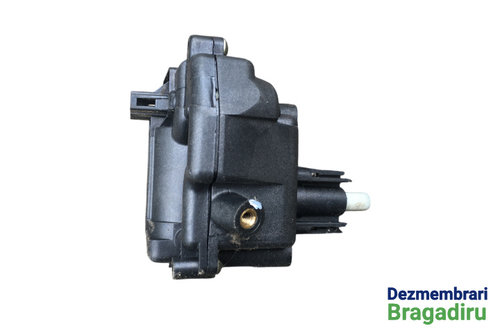 Motoras geam dreapta spate Renault Megane [facelift] [1999 - 2003] Coupe 1.6 MT (107 hp)
