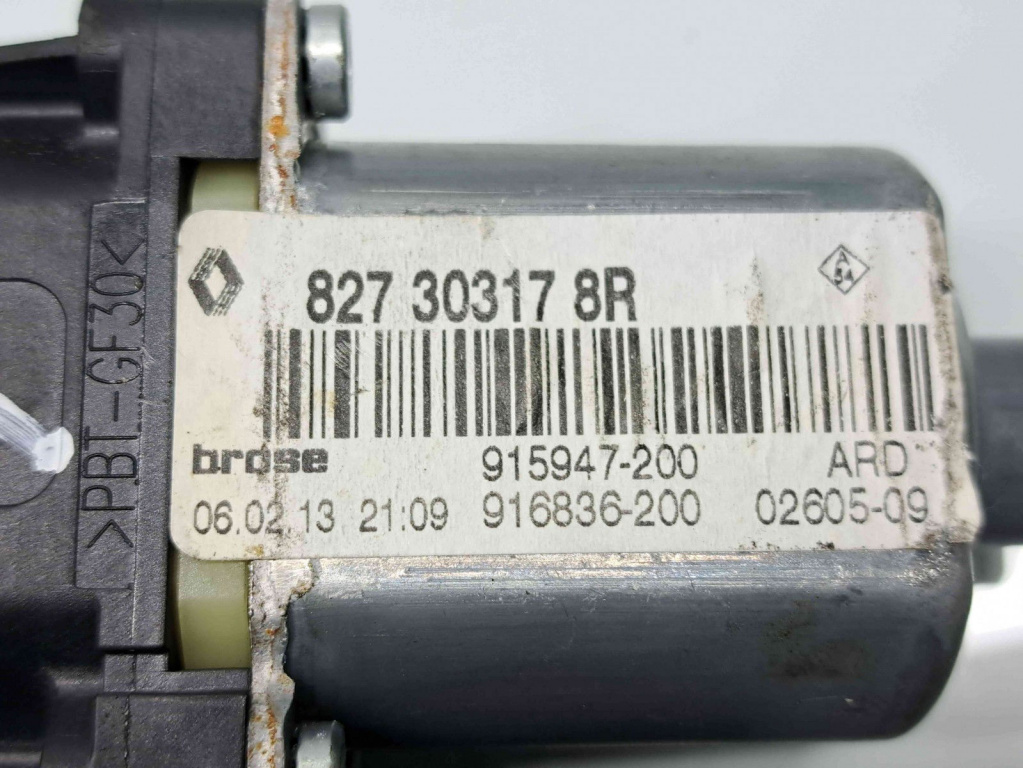 Motoras geam dreapta spate Renault Scenic 3 (J95) Facelift [Fabr 2009-2015] 827303178R