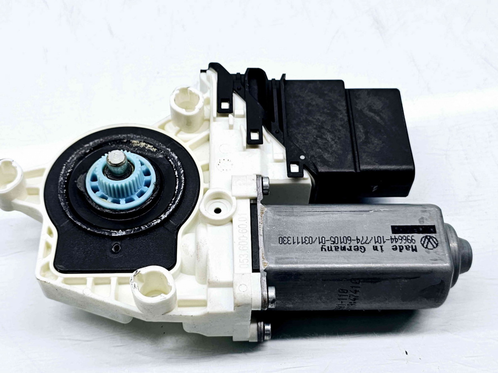 Motoras geam dreapta spate Skoda Octavia 2 (1Z3) [Fabr 2004-2013] Facelift 5K0959704A 5K0959794