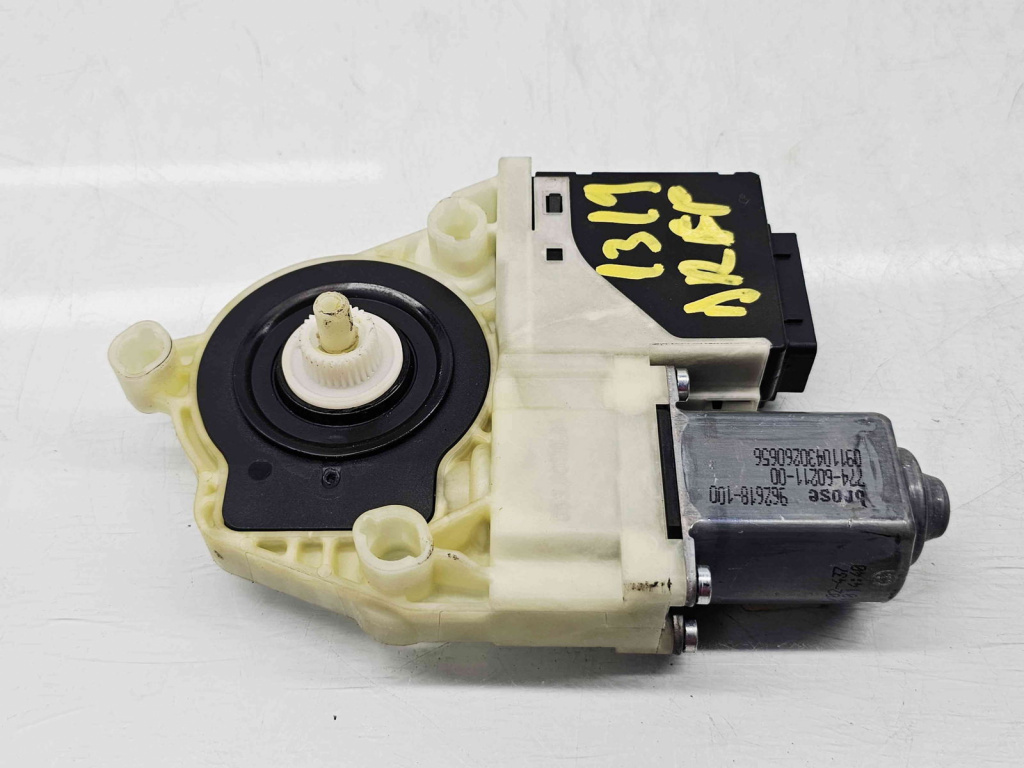 Motoras geam dreapta spate Volkswagen Passat B7 (362) [Fabr 2010-2014] 3C0959704