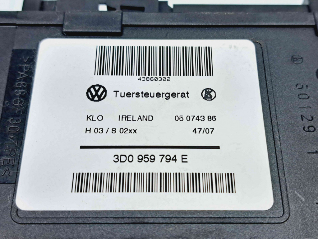 Motoras geam dreapta spate Volkswagen Touareg (7LA, 7L6) [Fabr 2003-2010] 3D0959794E / 7L6959704