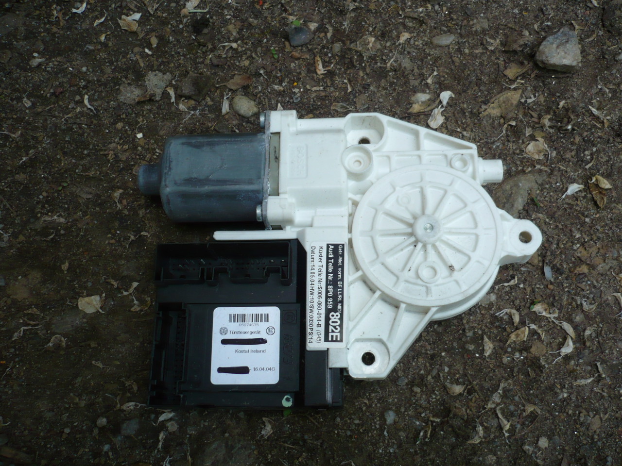 Motoras Geam  Electric Stanga  Audi A3 8P 2 usi  8p0959802E