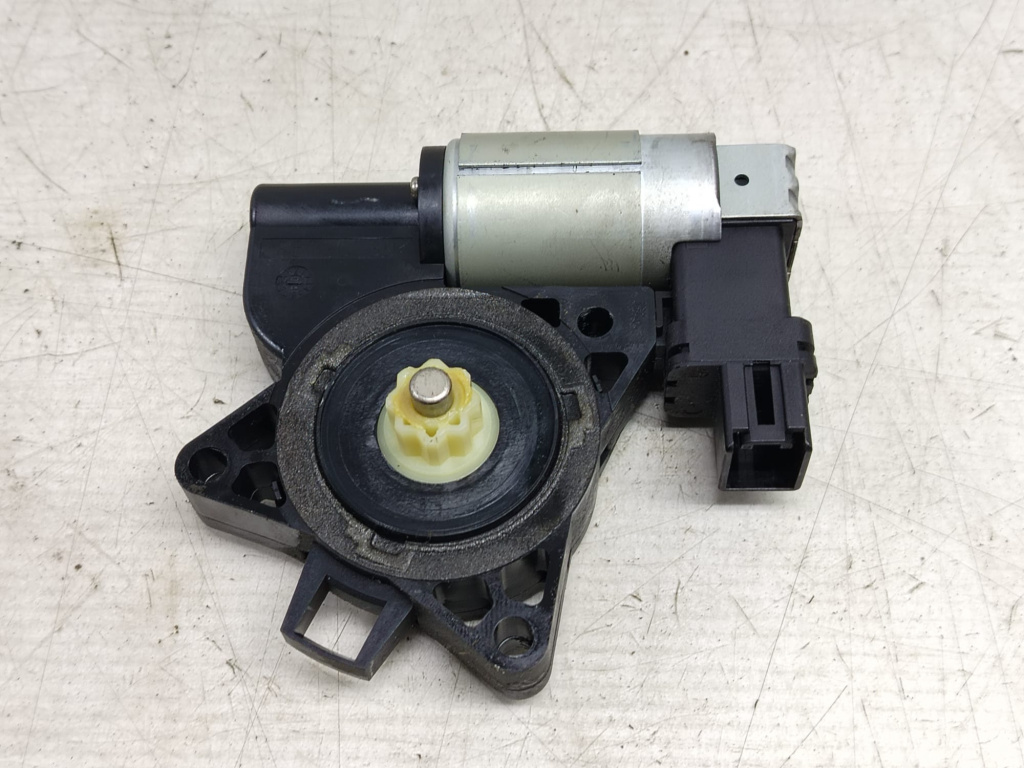 Motoras geam G22c5958x Mazda 6 GG [2002 - 2005] 2.0 d RF