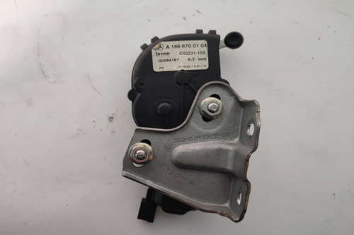 Motoras geam lateral dreapta spate a1666700104 a 166 670 01 04 Mercedes-Benz GLE (W166) [2016 - 2019...