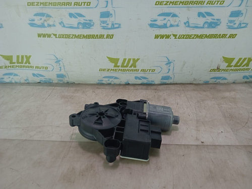Motoras geam spate dreapta 5Q0959408D Skoda Octavia 4 [2019 - 2024] 2.0 tdi DTRB