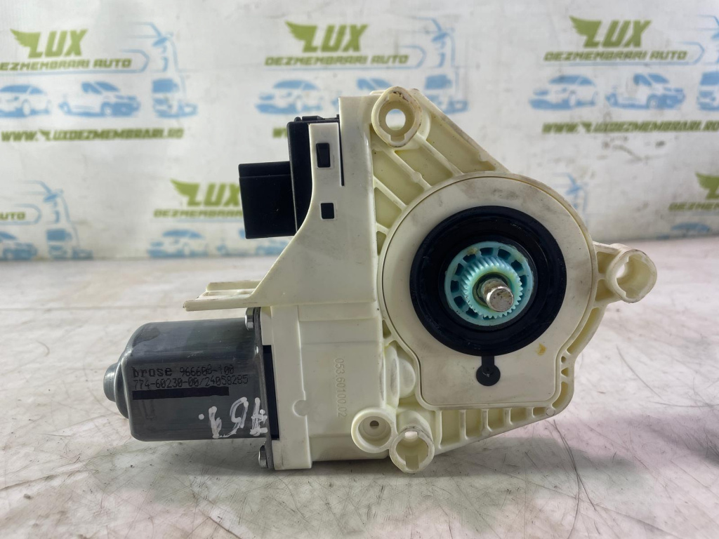 Motoras geam spate stanga 8k0959811 Audi A4 B8/8K [2007 - 2011] 2.0 tdi CAGA