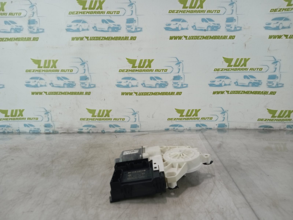 Motoras geam stanga fata 1K0959792C Skoda Octavia 2 [2004 - 2008]