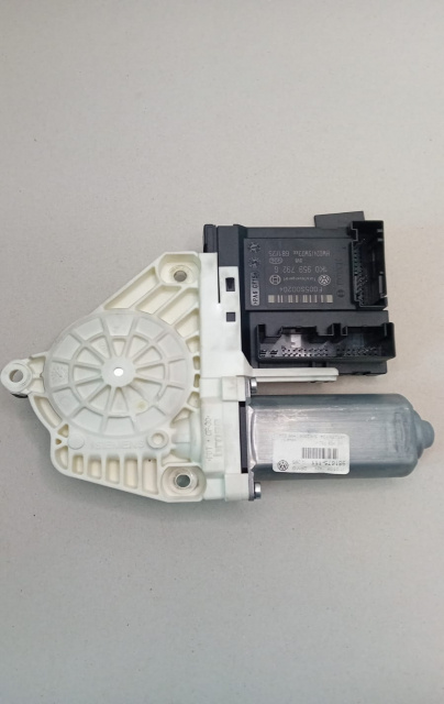 Motoras Geam Stanga Fata 1K0959792G Volkswagen VW Passat B6 [2005 - 2010]