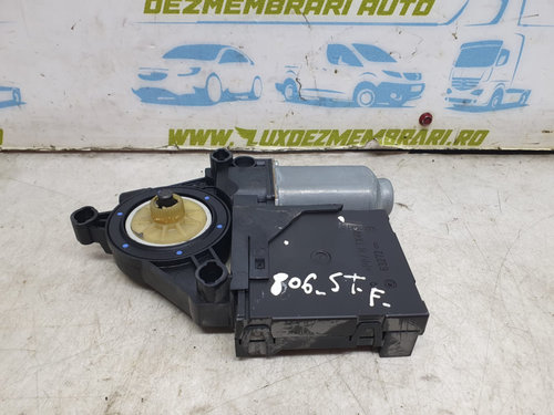 Motoras geam stanga fata 1t0959701d Volkswagen VW Touran [facelift] [2006 - 2010] 2.0 TDI BMM