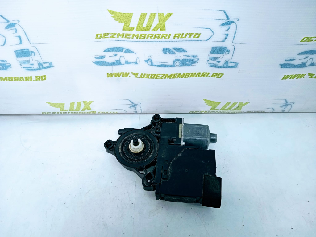 Motoras geam stanga fata 3c0959793 Volkswagen VW Golf 6 [2008 - 2015]