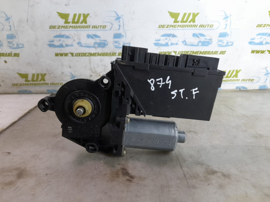 Motoras geam stanga fata 3D1959793A Volkswagen VW Touareg generatia 1 7L [2002 - 2007] 2.5 tdi BAC