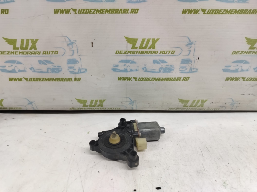 Motoras geam stanga fata 5Q0959801B Volkswagen VW Golf 7 [2012 - 2017]