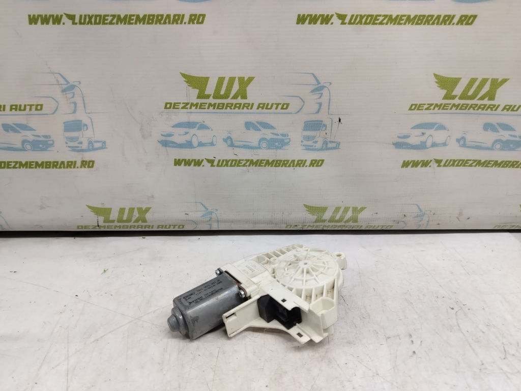 Motoras geam stanga fata 8k0959801b Audi A4 B8/8K [2007 - 2011]
