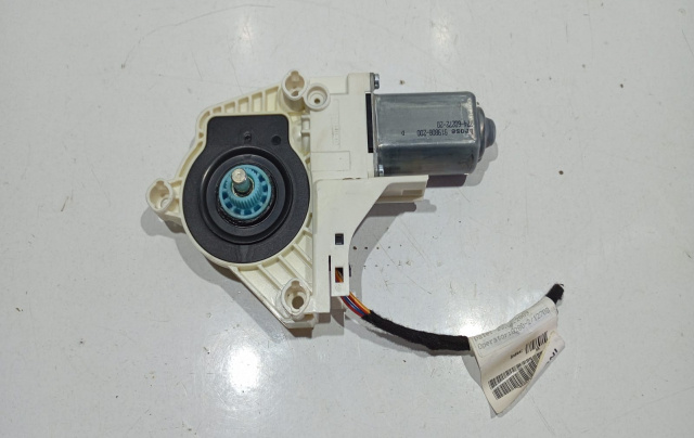 Motoras geam stanga fata 8K0959801B Audi Q5 8R [2008 - 2012]