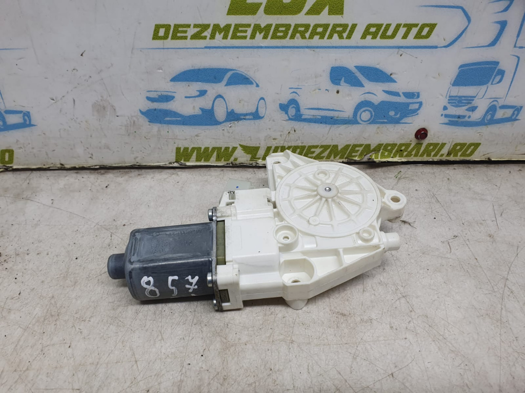 Motoras geam stanga fata A1669060301 Mercedes-Benz ML W166 [2011 - 2015] 2.2 cdi om651.960