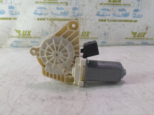 Motoras geam stanga fata A2078200542 Mercedes-Benz CLS-Class C218/X218 [2011 - 2014] 3.0 cdi om64285...