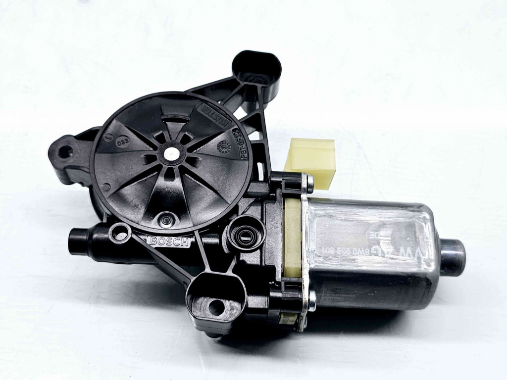 Motoras geam stanga fata Audi A4 (8W2, B9) [Fabr 2015-2023] 8W0959801