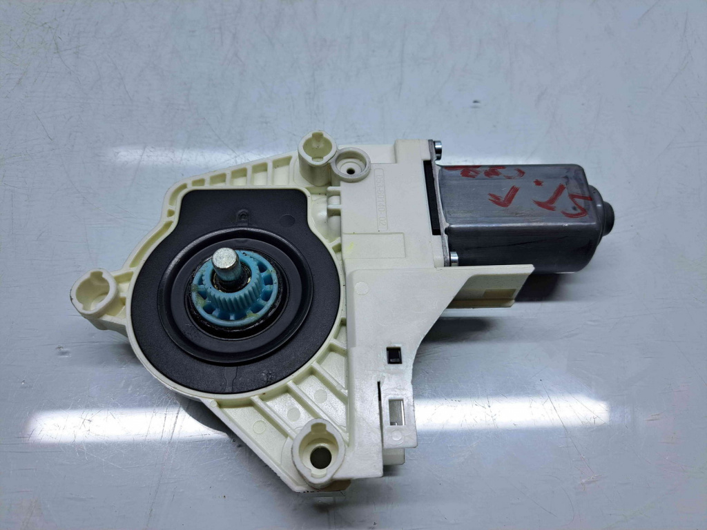 Motoras geam stanga fata Audi A6 (4G2, C7) [Fabr 2012-2017]