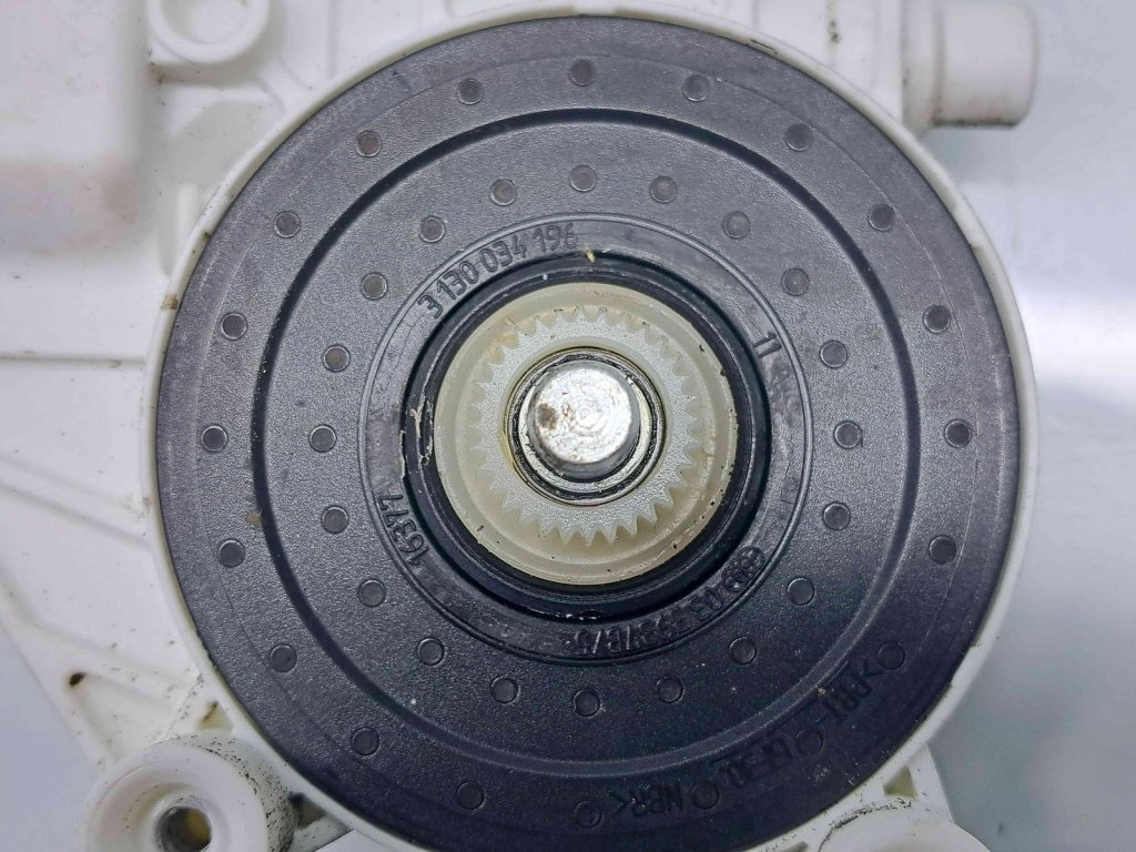 Motoras geam stanga fata Bmw 3 Coupe (E92) [Fabr 2005-2011] 0130822402