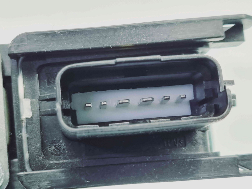 Motoras geam stanga fata Hyundai i40 Wagon [Fabr 2012-2019] 82450-3Z010