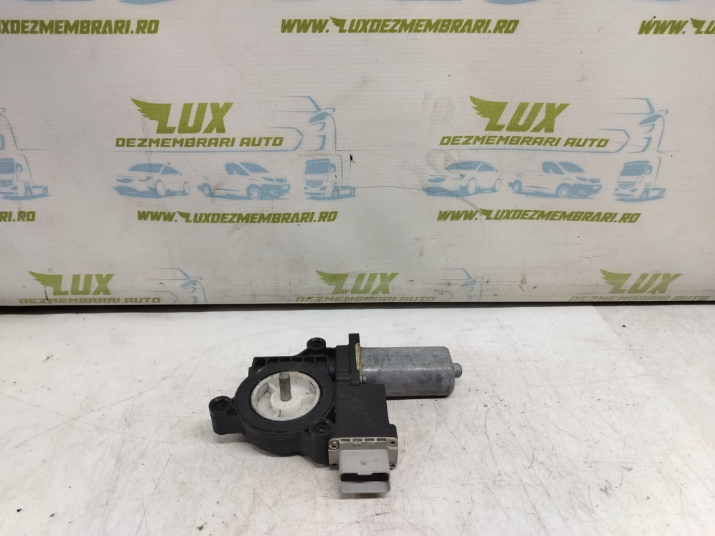 Motoras geam stanga fata m13965 Dacia Sa