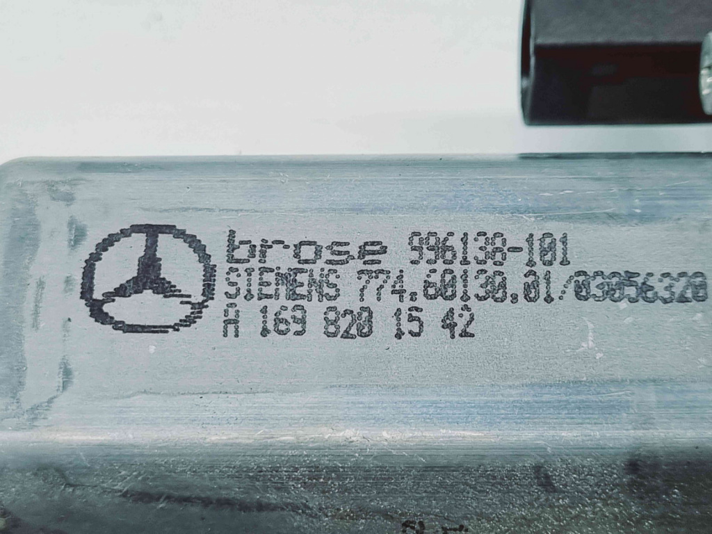 Motoras geam stanga fata Mercedes Clasa A (W168) [Fabr 1997-2004] A1698201542