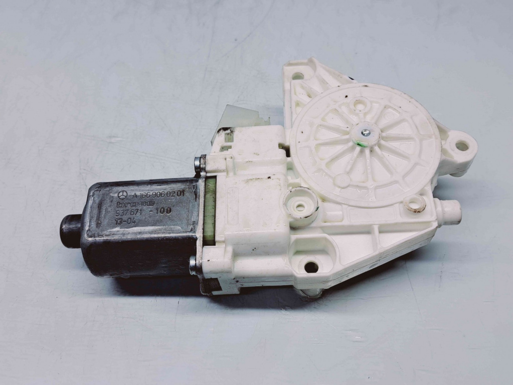 Motoras geam stanga fata Mercedes Clasa ML (W166) [Fabr 2011-2022] A1669060201