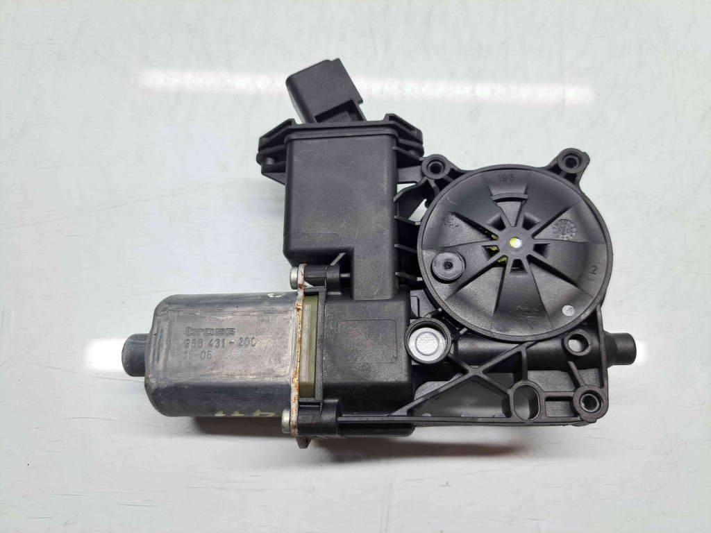 Motoras geam stanga fata Opel Astra J [Fabr 2009-2015]