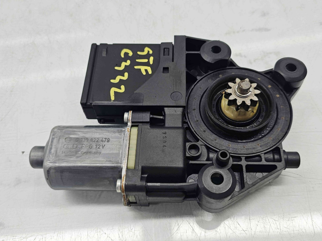 Motoras geam stanga fata Renault Scenic 3 (J95) Facelift [Fabr 2009-2015] 807311805R