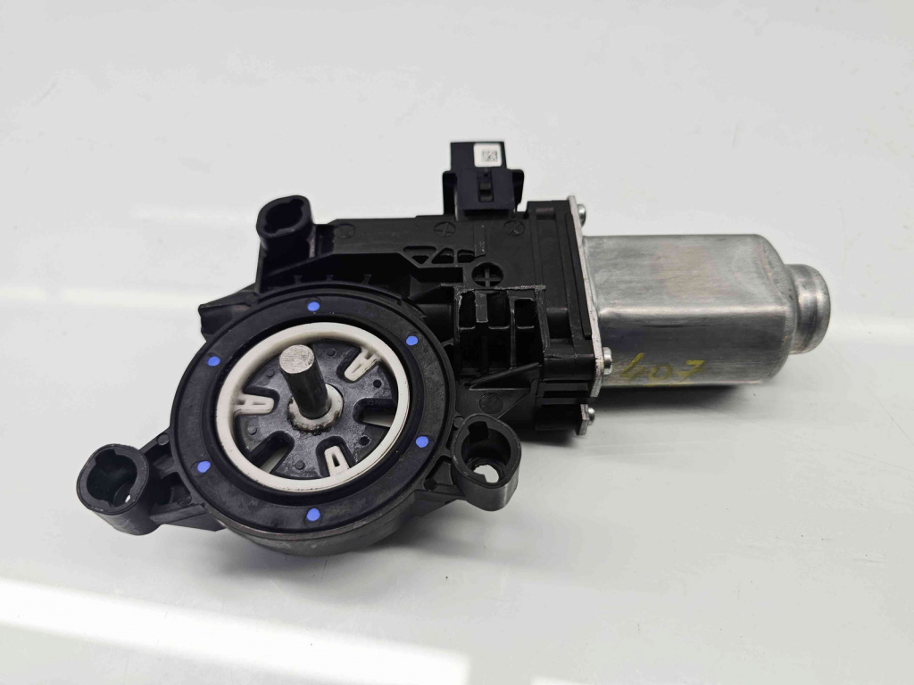 Motoras geam stanga fata Seat Ibiza 5 (6J5) FR [Fabr 2008-2017]